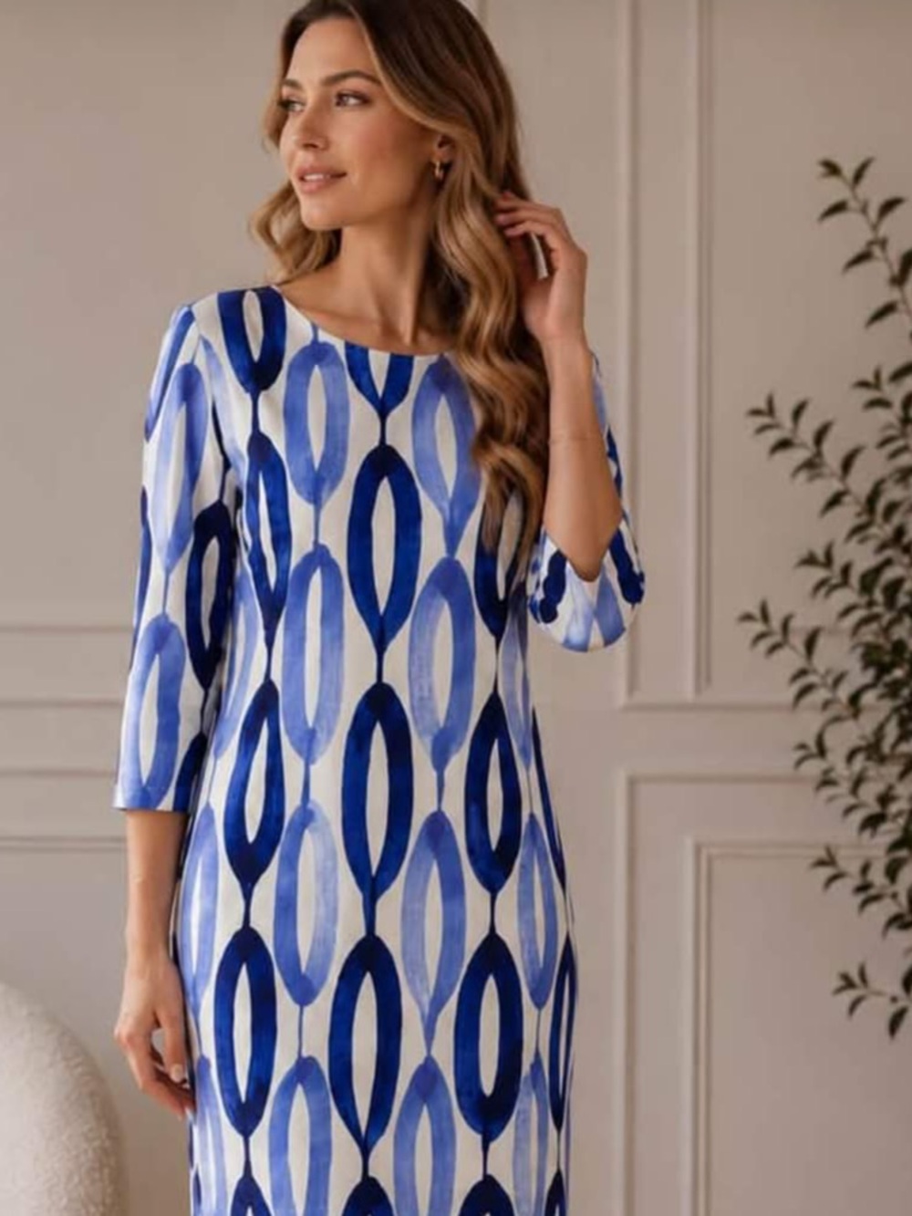 R & M Richards
Size 10 Printed Sheath Dress